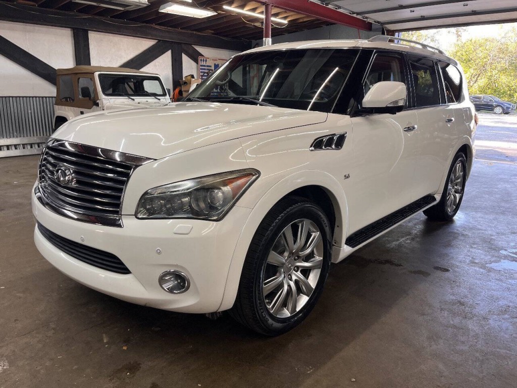 2014 INFINITI QX80 Image 4