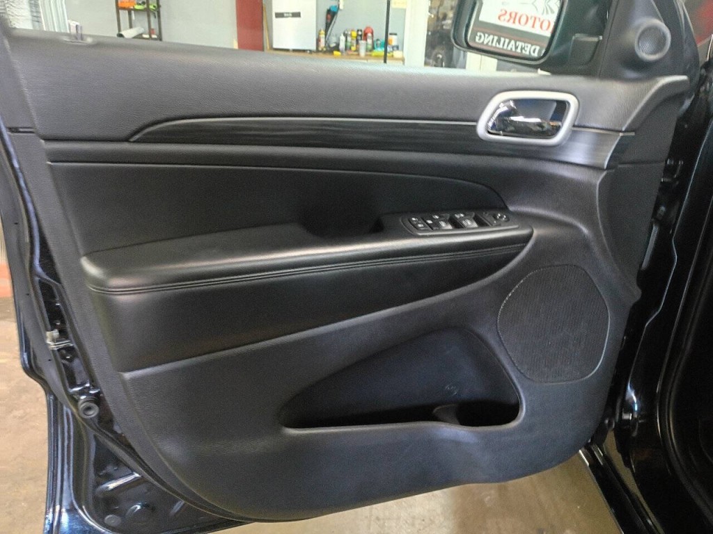 2020 Jeep Grand Cherokee Image 15