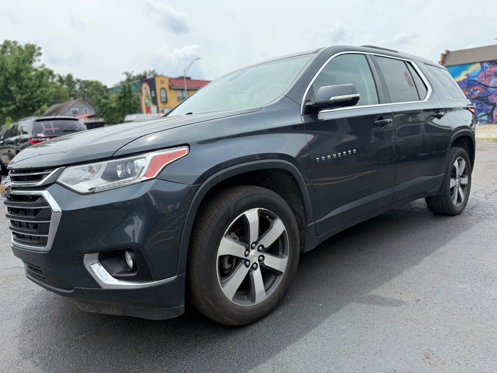 2018 Chevrolet Traverse Image 3