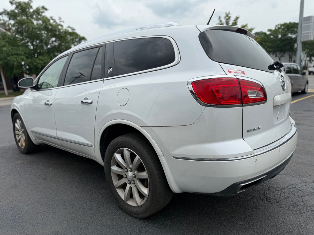 2017 Buick Enclave Image 4