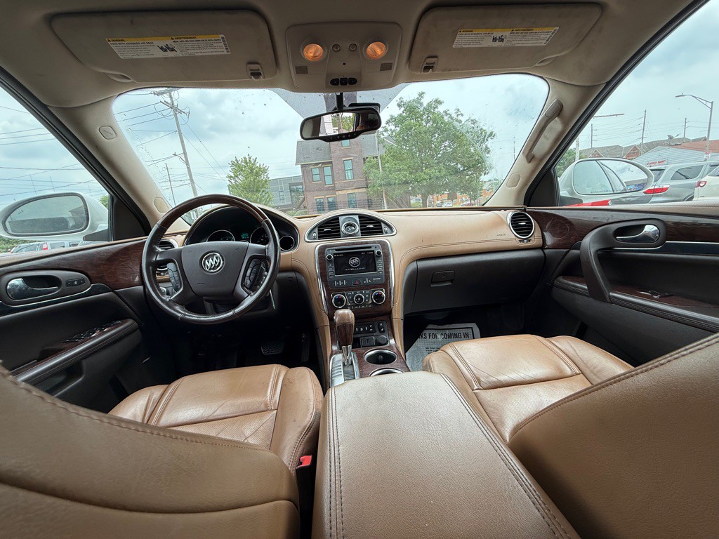 2017 Buick Enclave Image 10