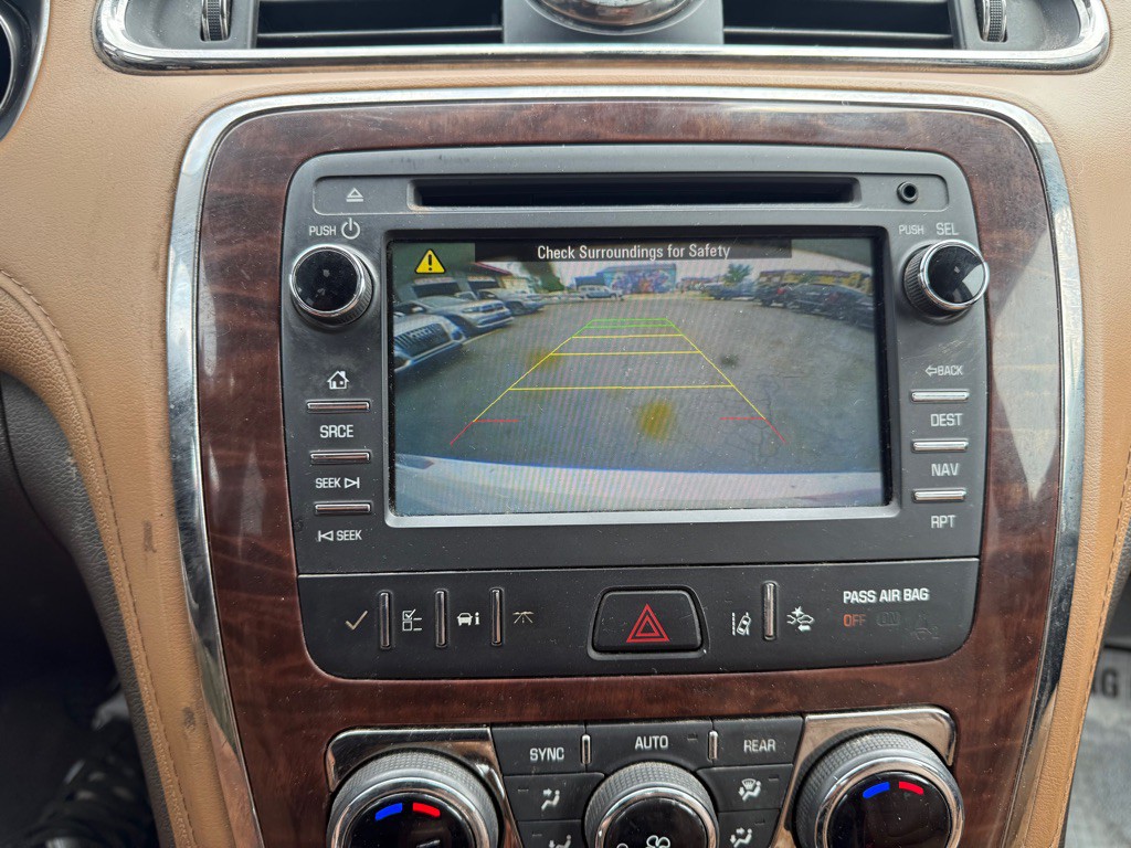 2017 Buick Enclave Image 12