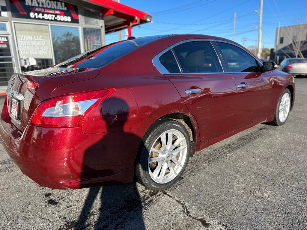 2010 Nissan Maxima Image 6