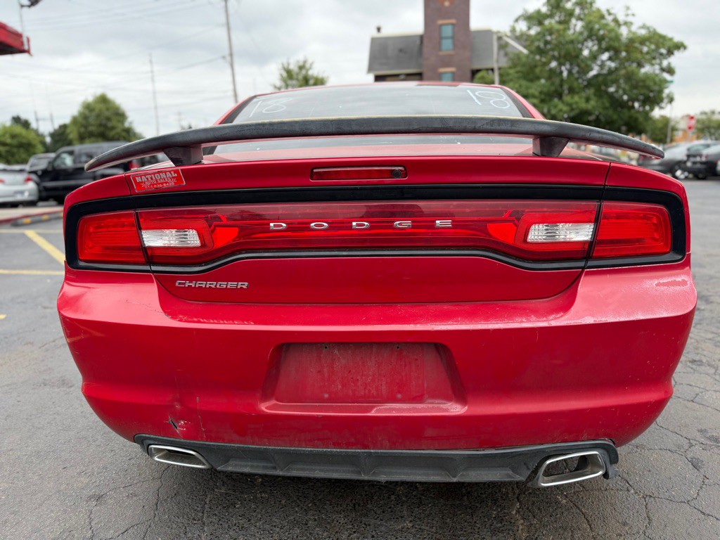 2011 Dodge Charger Image 5