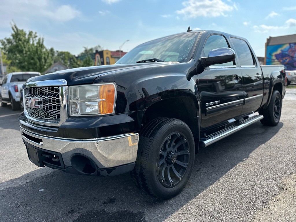 2011 GMC Sierra Image 3