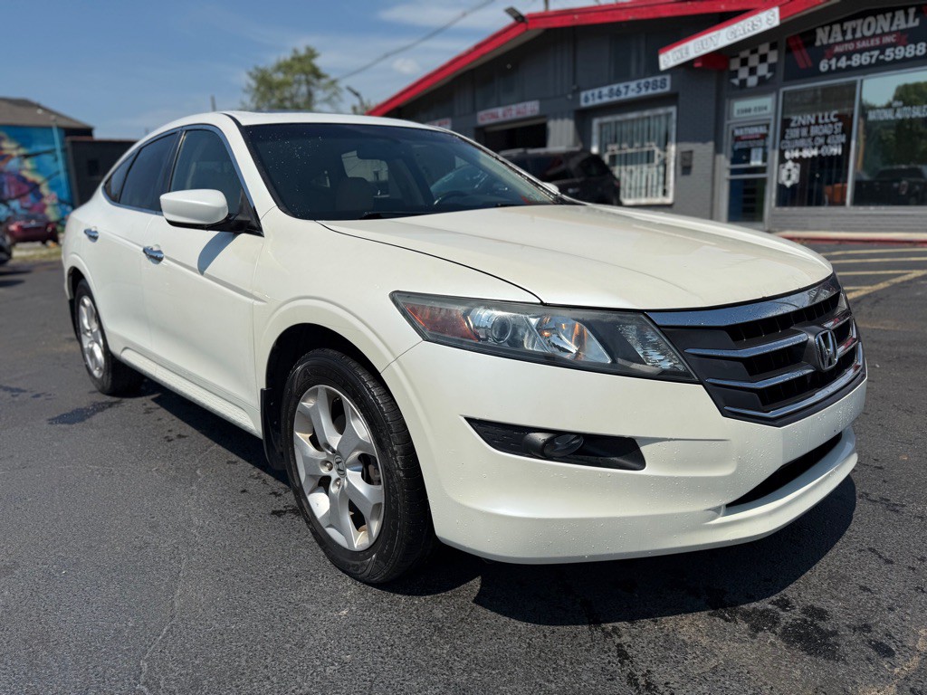 2010 Honda Crosstour Image 1