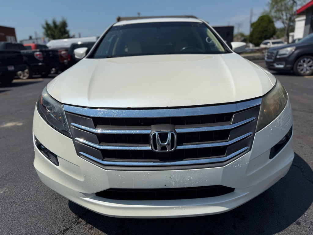2010 Honda Crosstour Image 2