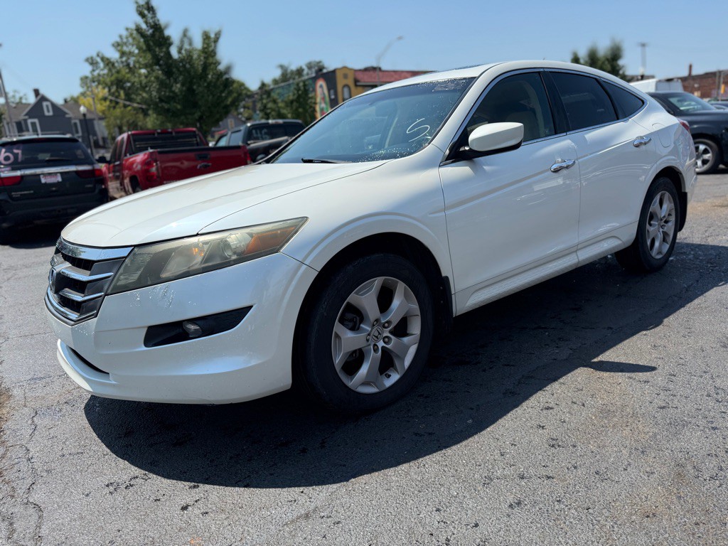 2010 Honda Crosstour Image 3