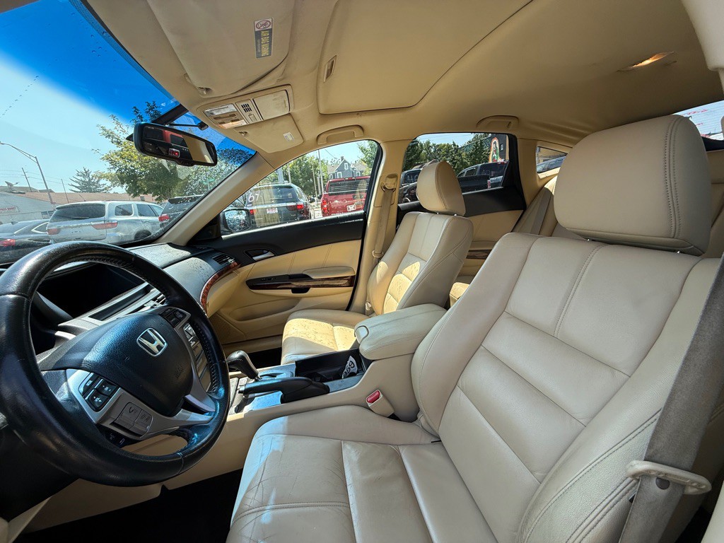 2010 Honda Crosstour Image 7