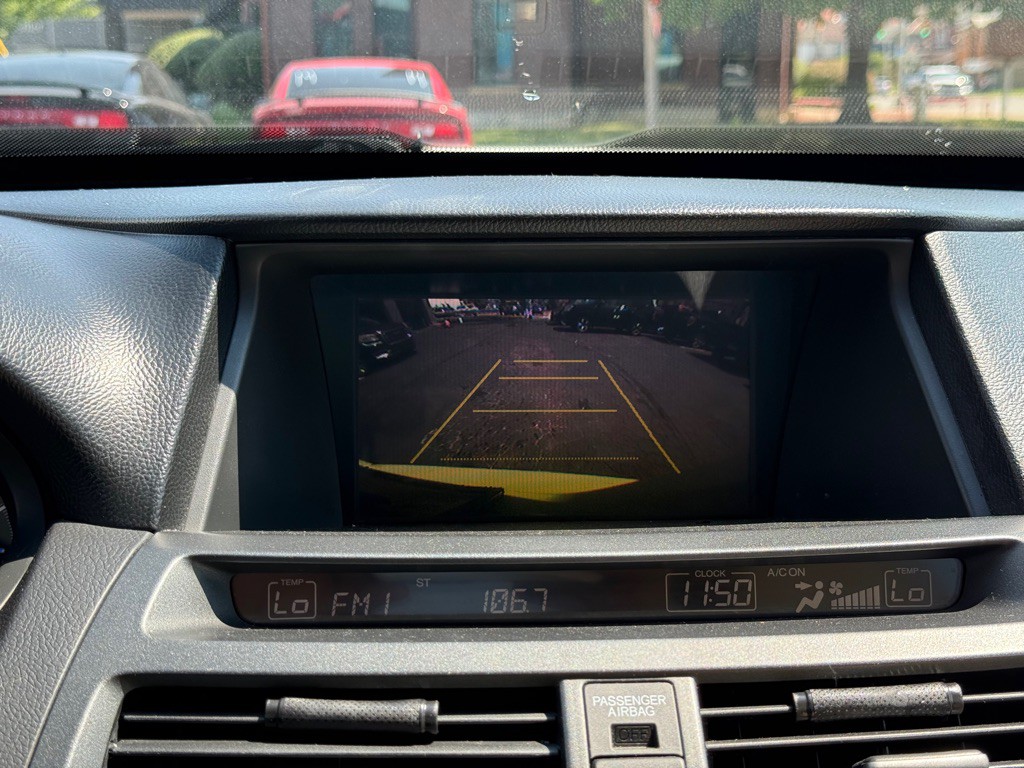 2010 Honda Crosstour Image 10