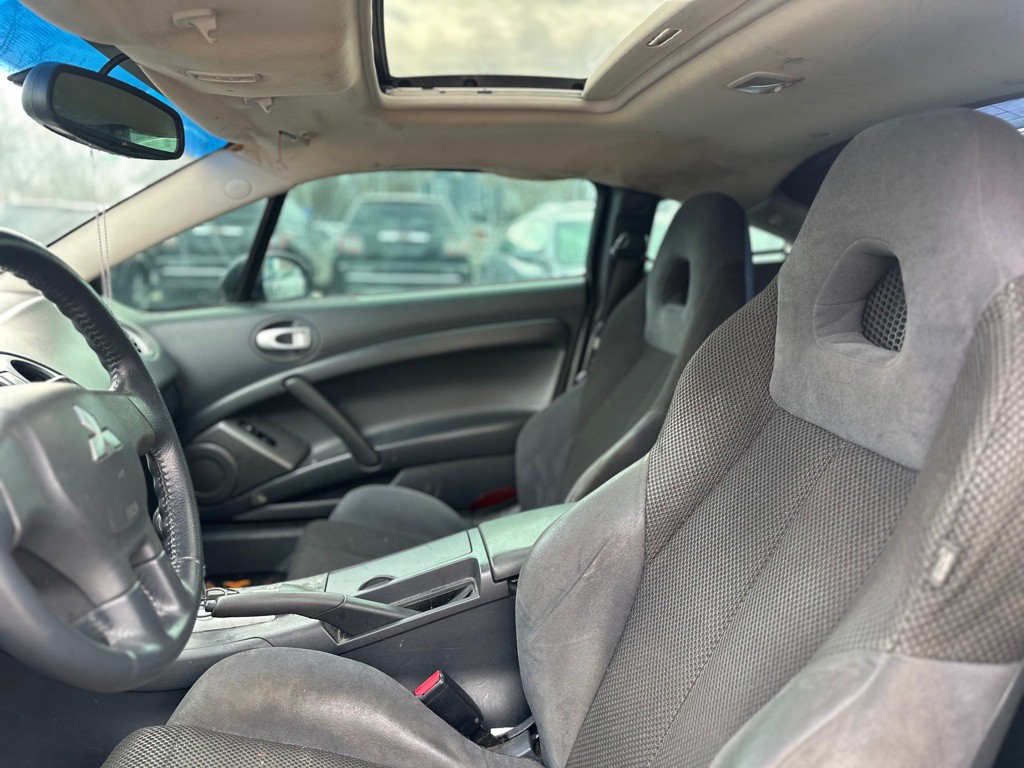 2006 Mitsubishi Eclipse Image 6