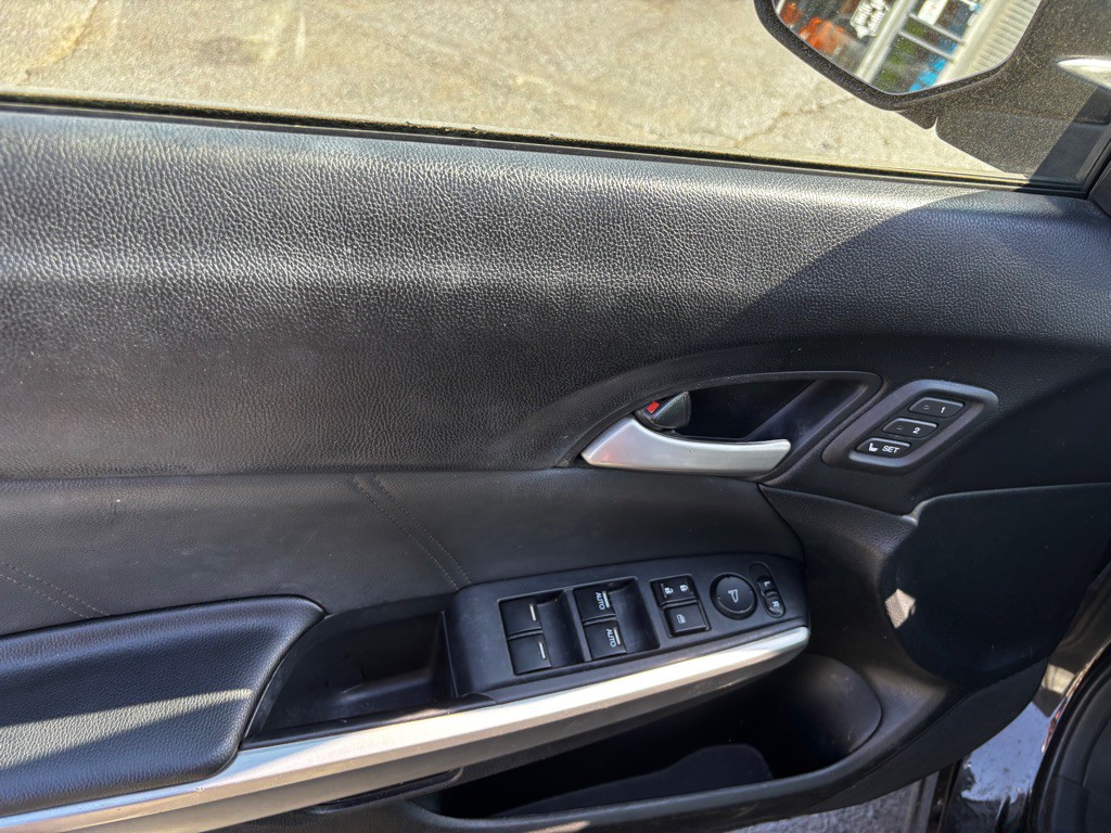 2013 Honda Crosstour Image 7