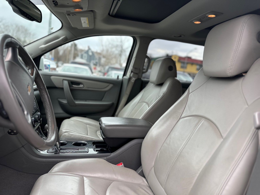 2016 Chevrolet Traverse Image 6