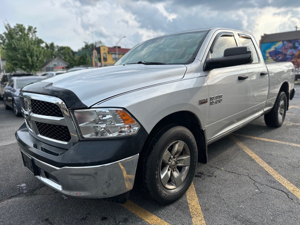 2014 RAM 1500 Image 3