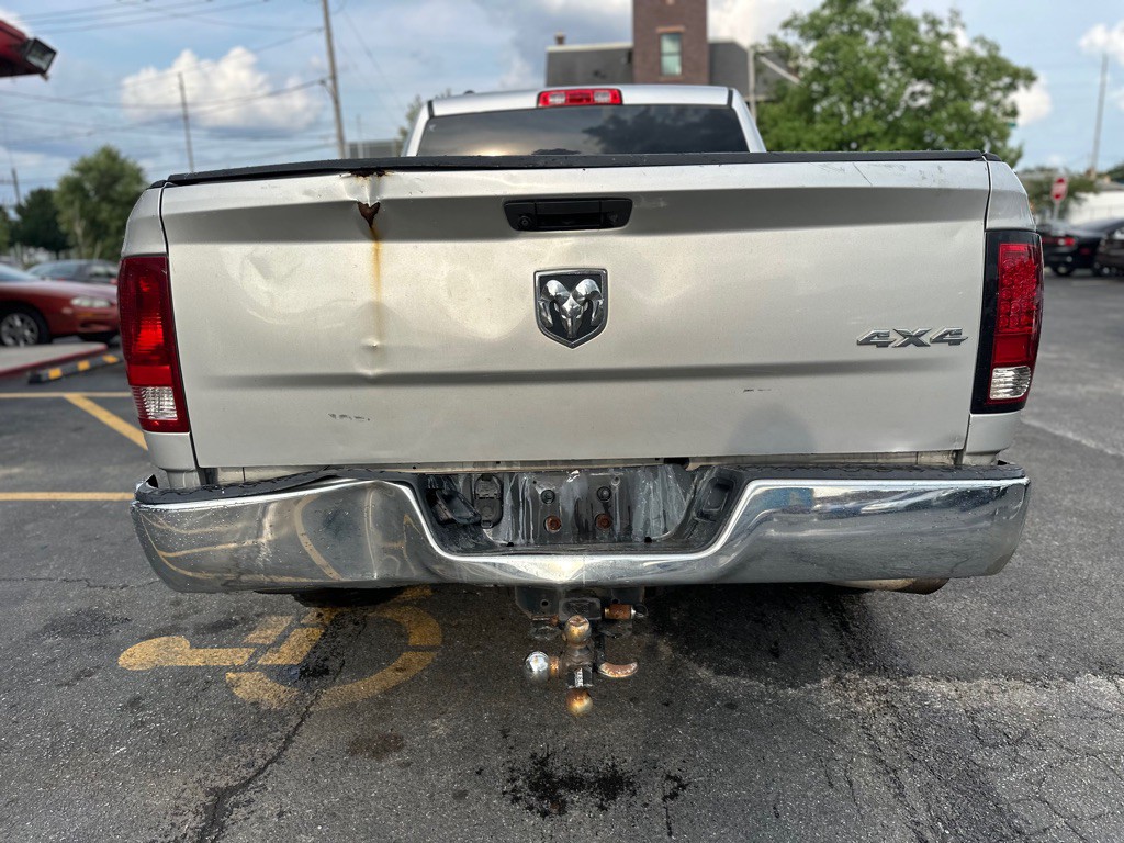 2014 RAM 1500 Image 5