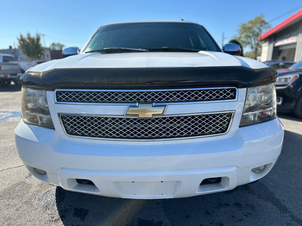 2008 Chevrolet Tahoe Image 2