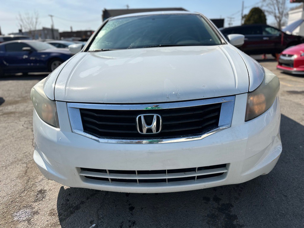 2010 Honda Accord Image 2