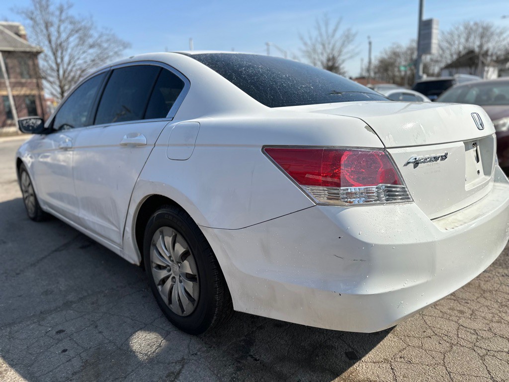 2010 Honda Accord Image 4