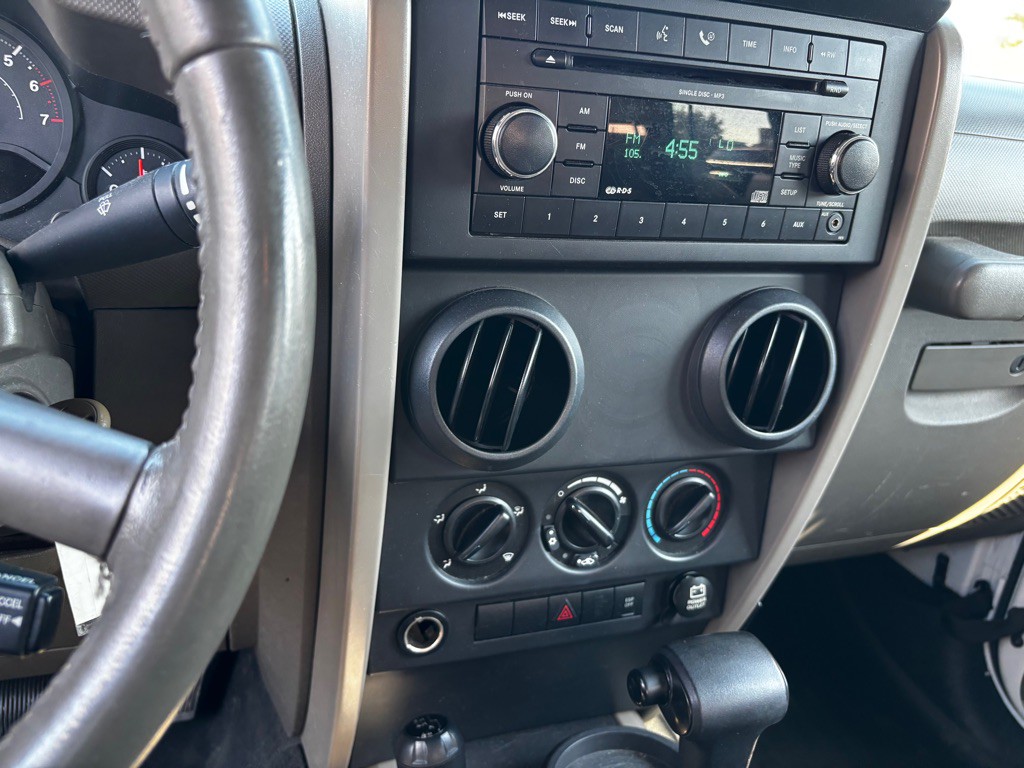 2007 Jeep Wrangler Image 6