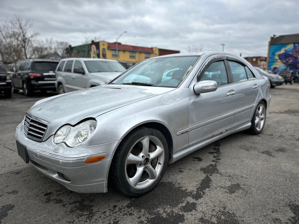 2006 Mercedes-Benz C-Class Image 3