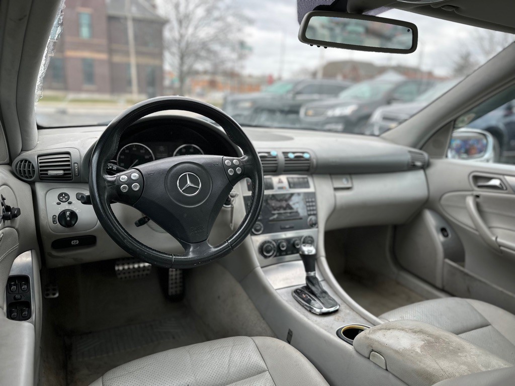2006 Mercedes-Benz C-Class Image 9