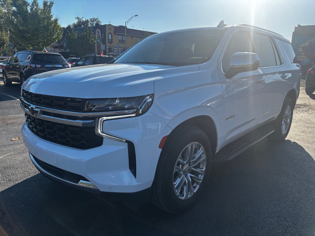 2021 Chevrolet Tahoe Image 2