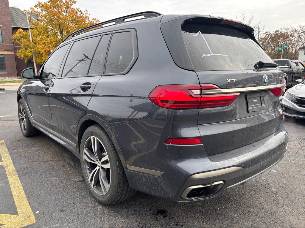 2020 BMW X7 Image 4