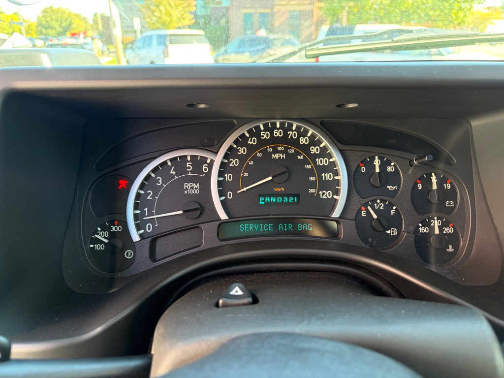 2005 HUMMER H2 Image 7