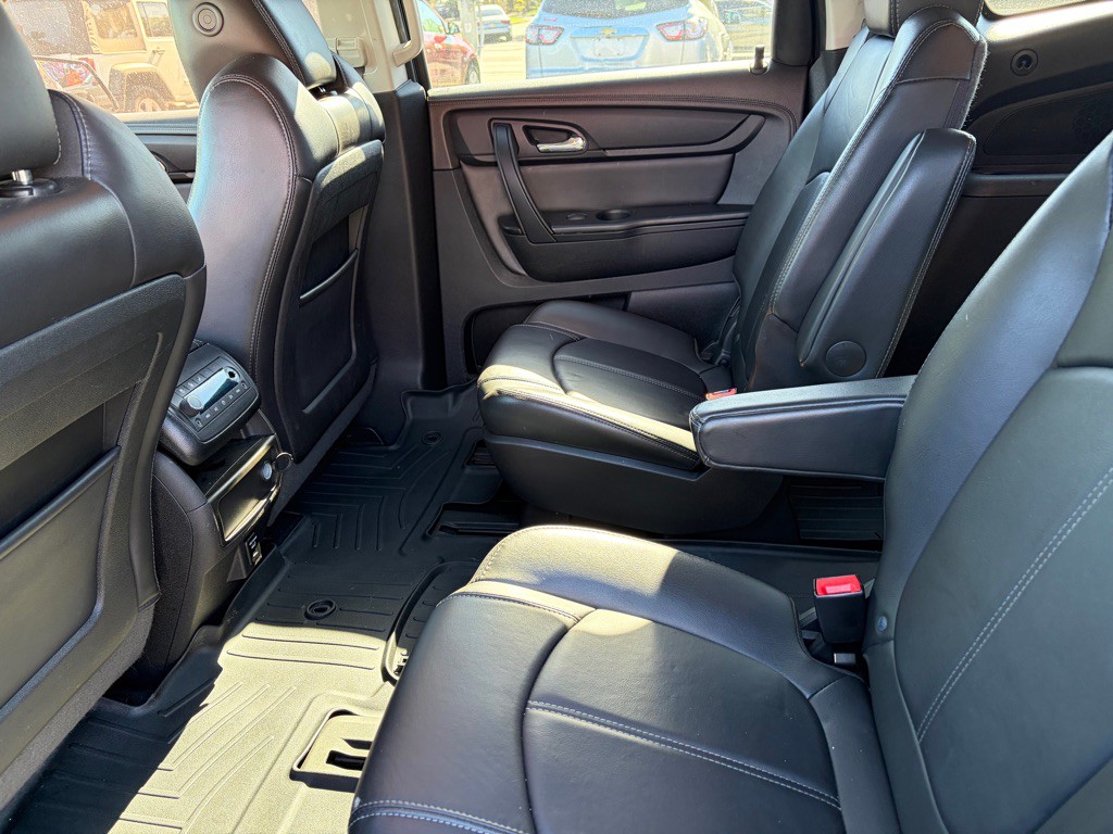 2015 Chevrolet Traverse Image 7
