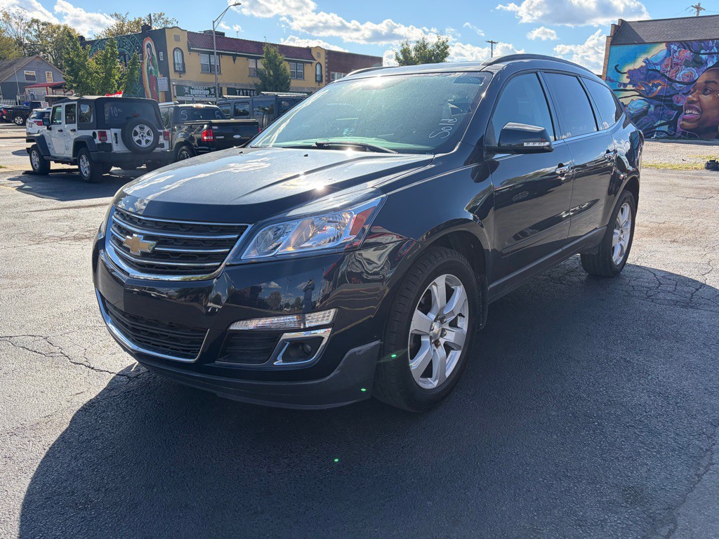 2016 Chevrolet Traverse Image 2