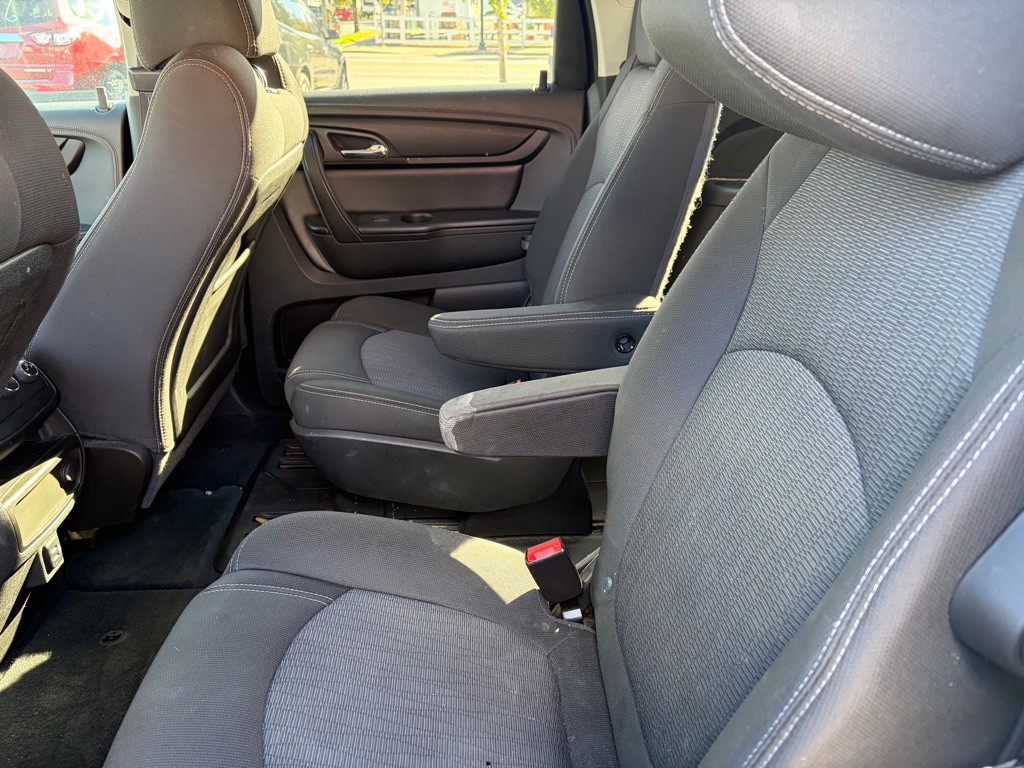 2016 Chevrolet Traverse Image 8