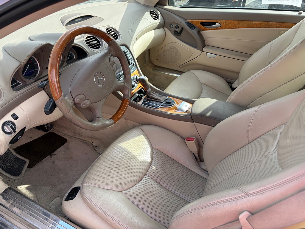 2007 Mercedes-Benz SL-Class Image 6