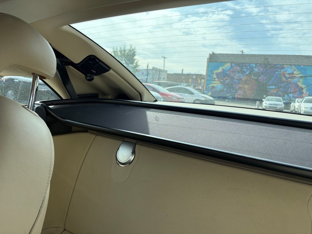 2007 Mercedes-Benz SL-Class Image 12