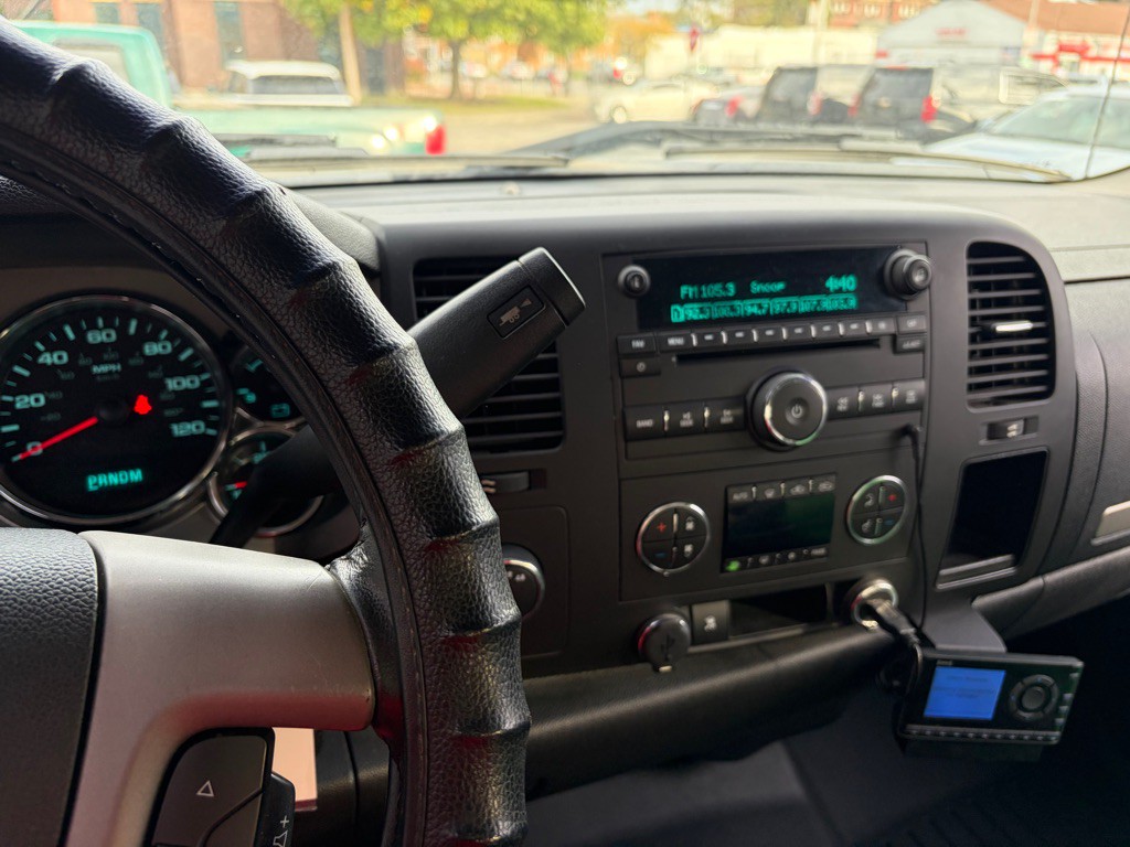 2011 Chevrolet Silverado 1500 Image 7