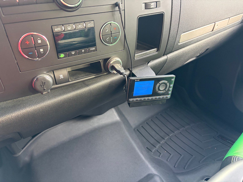 2011 Chevrolet Silverado 1500 Image 8