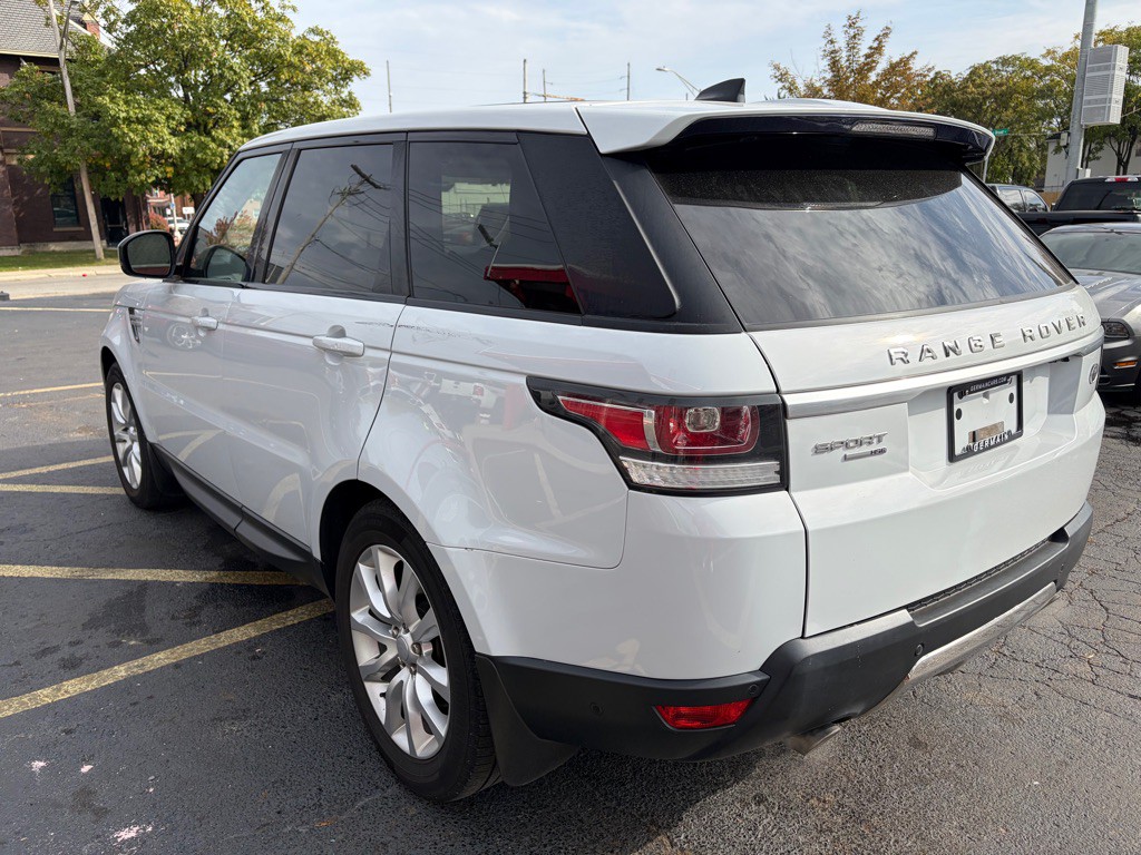 2017 Land Rover Range Rover Sport Image 3