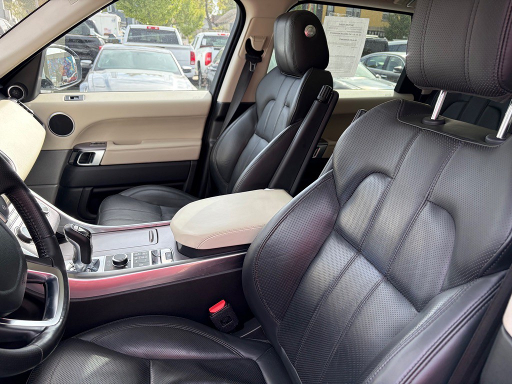 2017 Land Rover Range Rover Sport Image 5