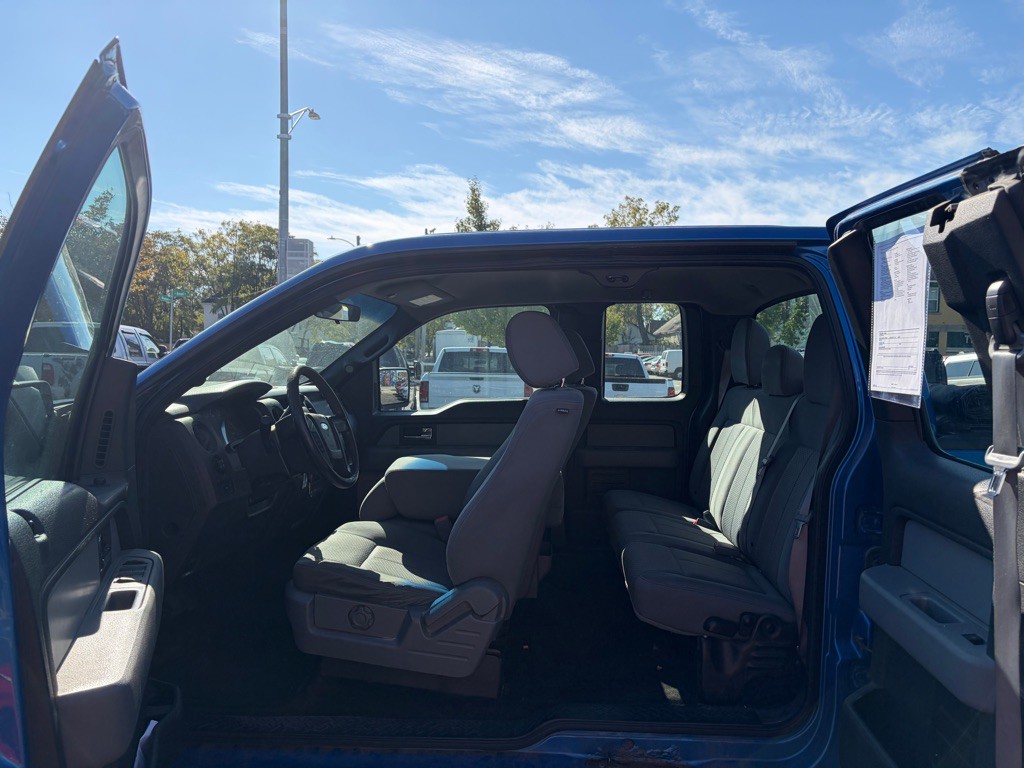 2012 Ford F-150 Image 10