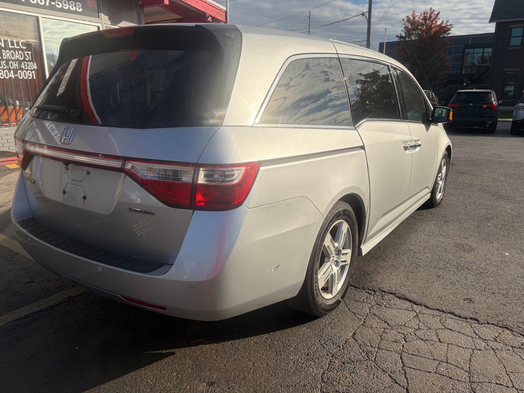 2013 Honda Odyssey Image 4