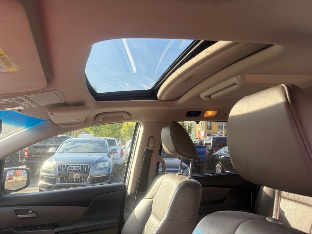 2013 Honda Odyssey Image 10