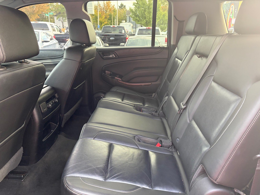 2018 Chevrolet Suburban Image 9