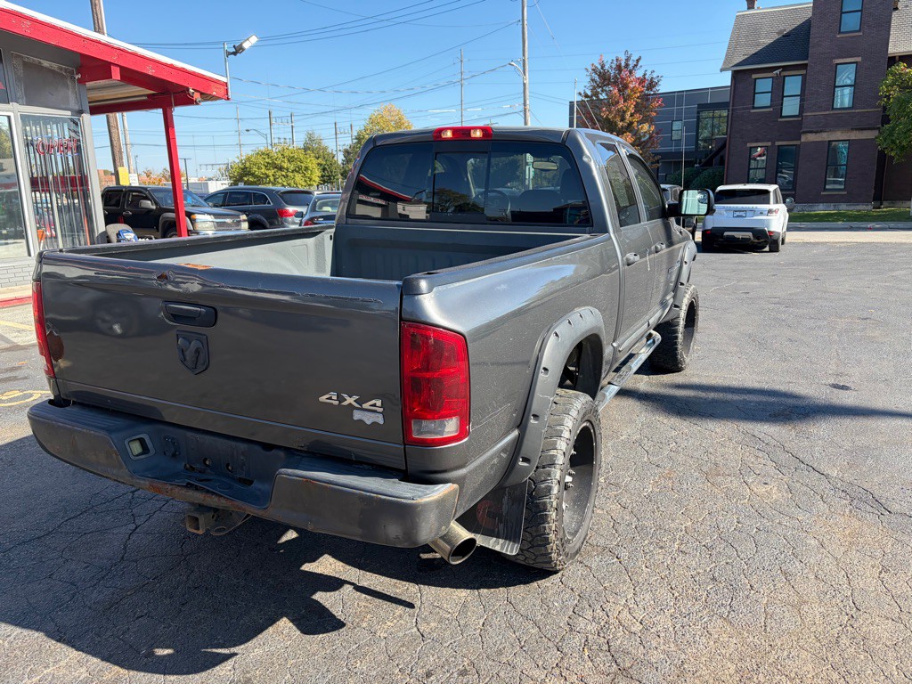2004 Dodge Ram 3500 Image 5