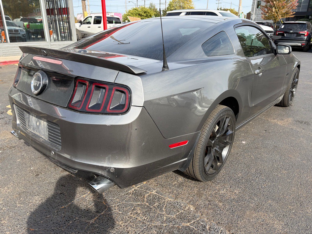 2013 Ford Mustang Image 4
