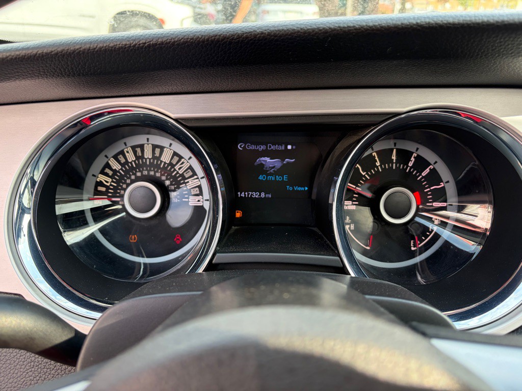 2013 Ford Mustang Image 7