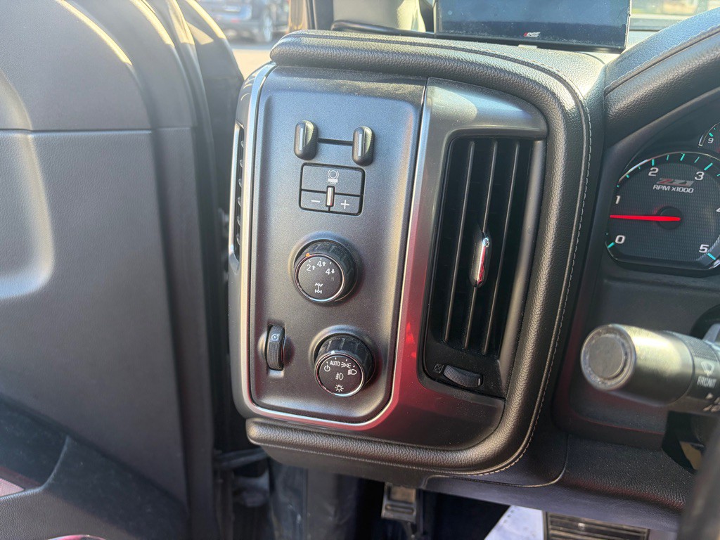 2016 Chevrolet Silverado 1500 Image 11