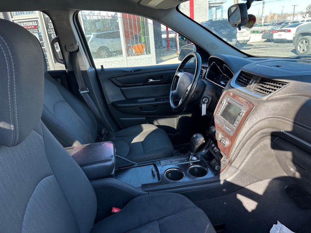 2016 Chevrolet Traverse Image 6