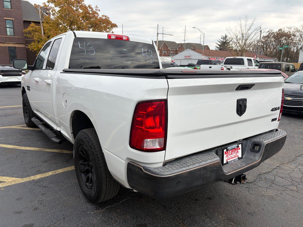 2015 RAM 1500 Image 3