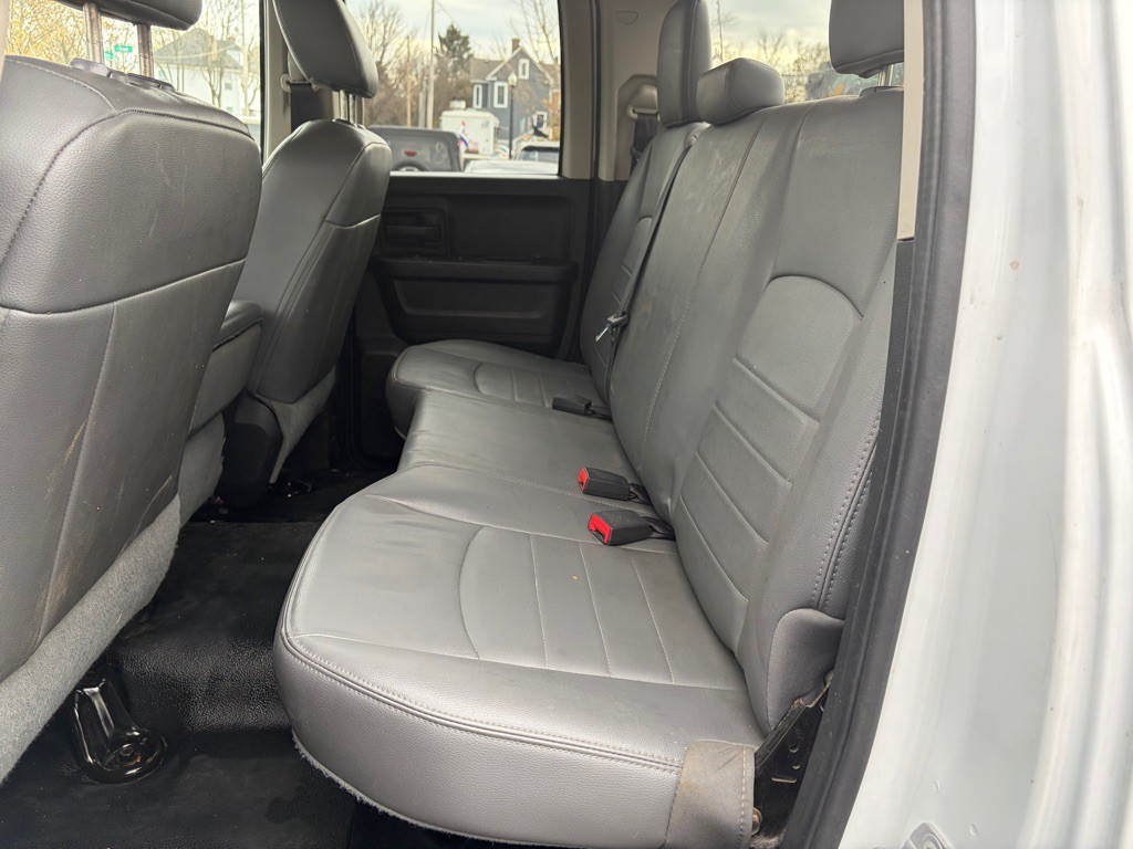 2015 RAM 1500 Image 8