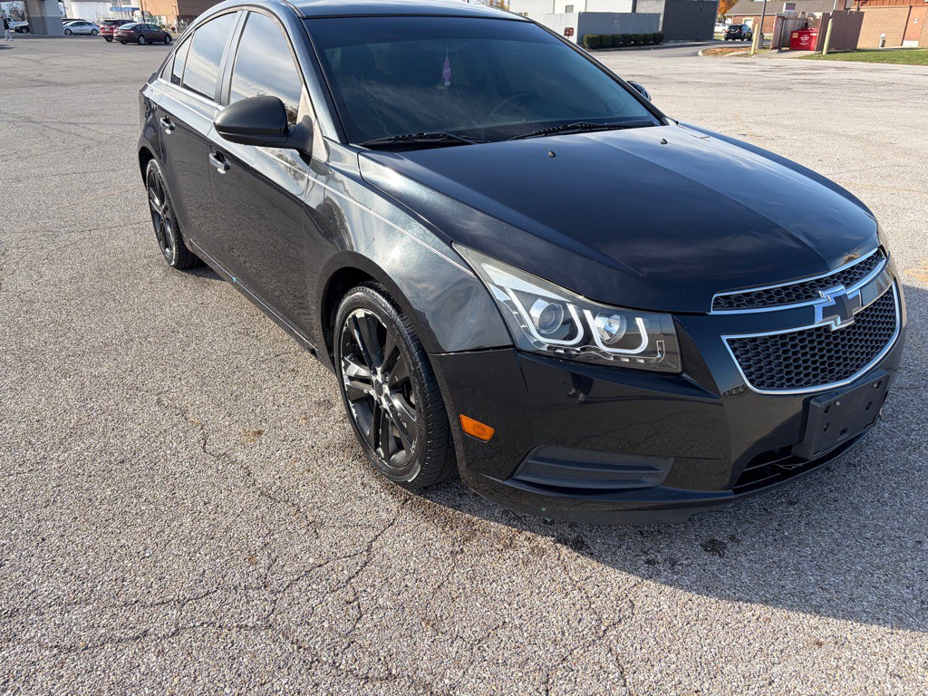 2011 Chevrolet Cruze Image 4