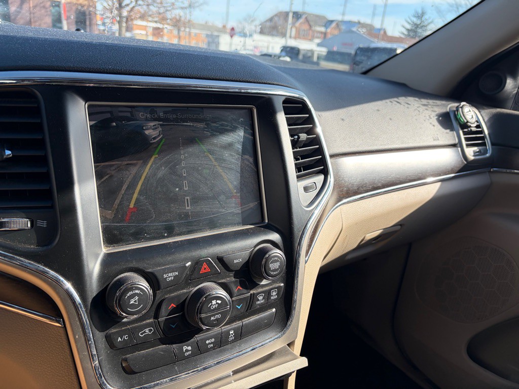 2015 Jeep Grand Cherokee Image 12